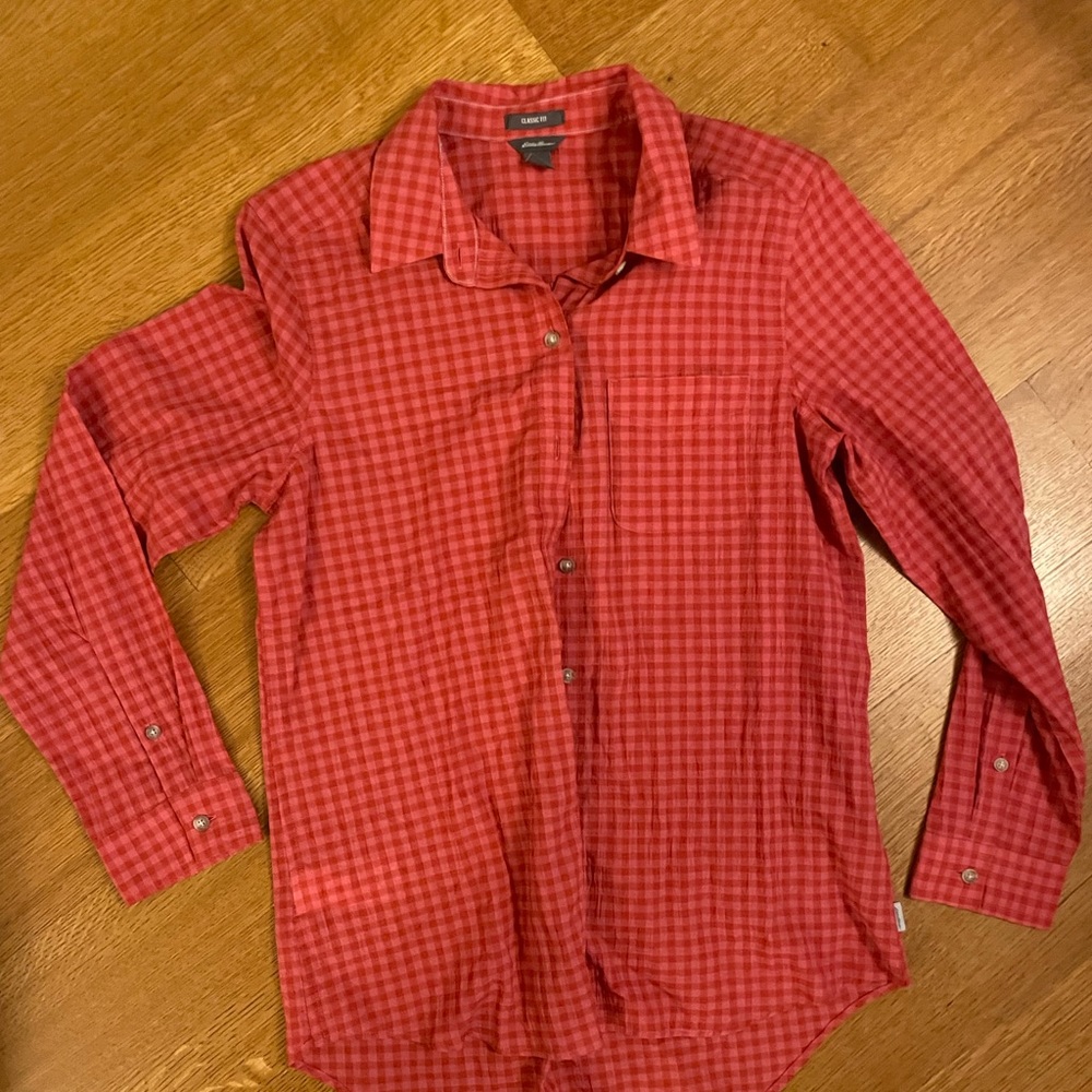 Eddie Bauer classic fit button down